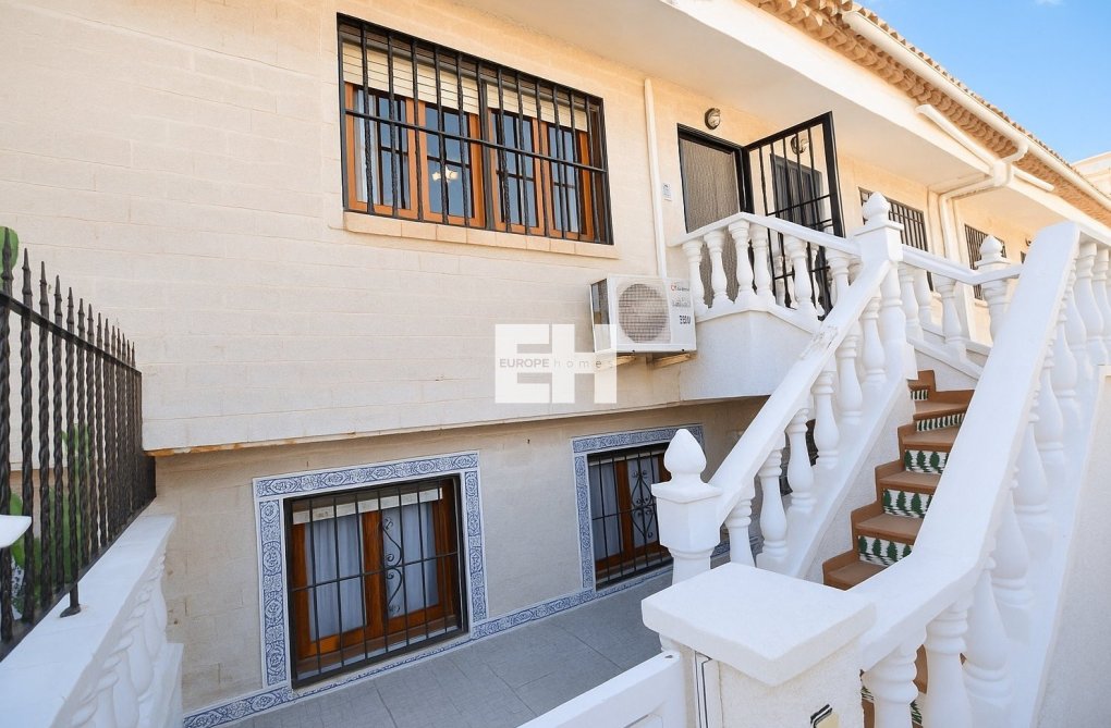 Segunda mano - town house - La Mata - Costa Blanca