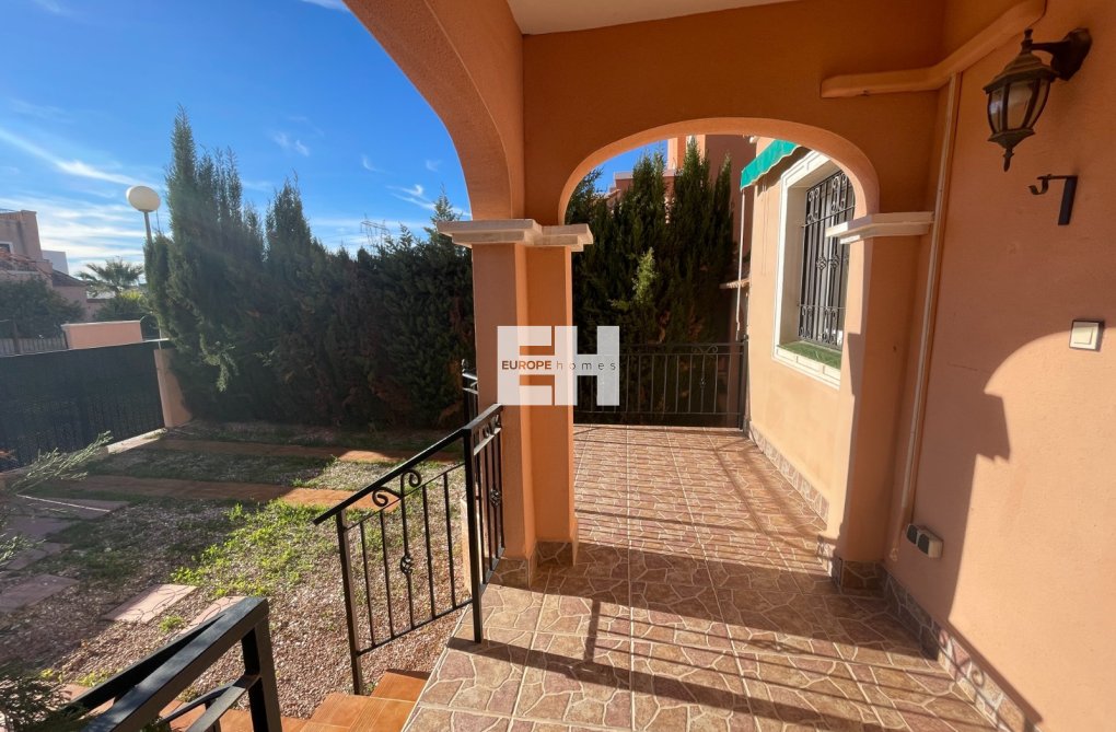 Segunda mano - town house - Los Montesinos - Costa Blanca