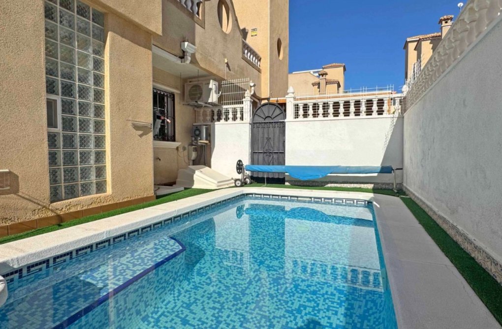 Segunda mano - town house - Orihuela Costa - Costa Blanca