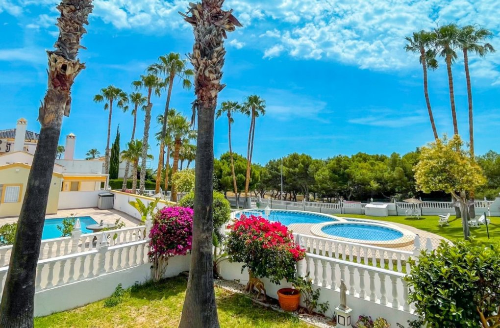 Segunda mano - town house - Orihuela Costa - Costa Blanca