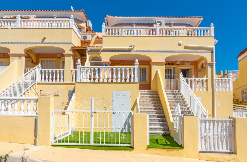 Segunda mano - town house - Orihuela Costa - Costa Blanca