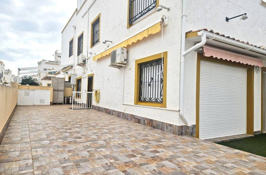 Segunda mano - town house - Orihuela Costa - Los Almendros-la Florida