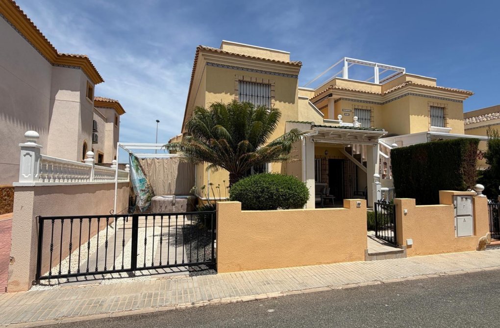 Segunda mano - town house - Orihuela Costa - Los Dolses