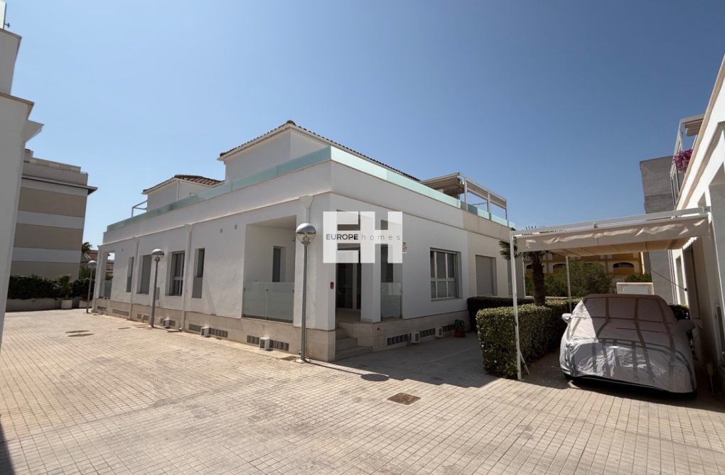 Segunda mano - town house - Orihuela - Inland