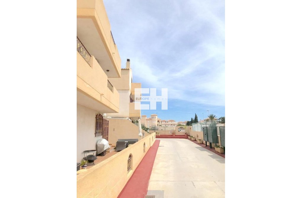 Segunda mano - town house - Playa Flamenca - Costa Blanca