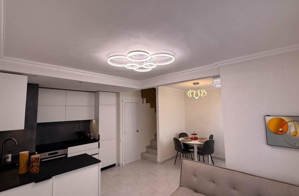 Segunda mano - town house - Torrevieja - Calas Blanca