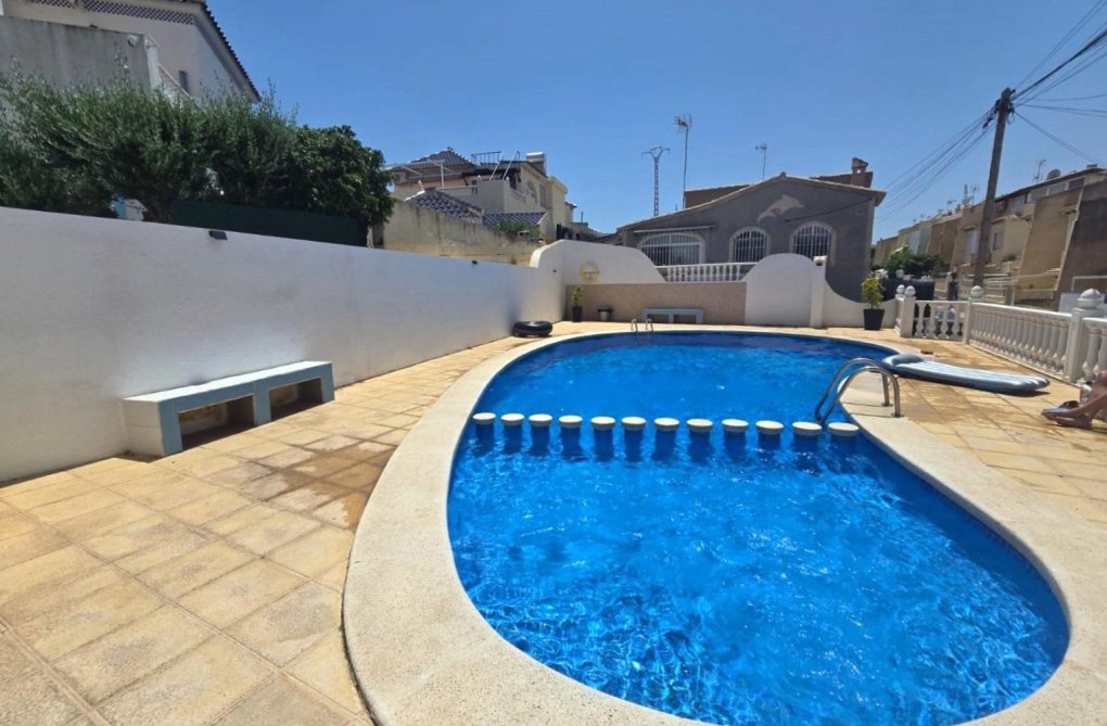 Segunda mano - town house - Torrevieja - Los Balcones 