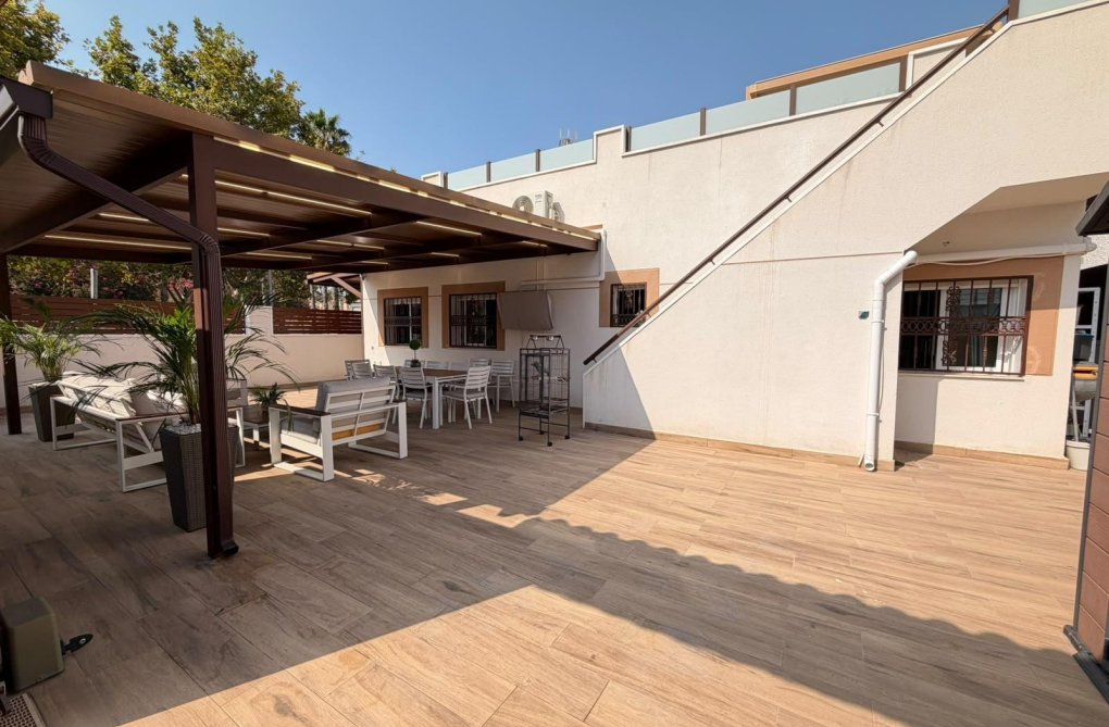 Segunda mano - town house - Torrevieja - Nueva Torrevieja