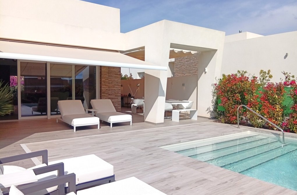 Segunda mano - villa - Algorfa - La Finca Golf