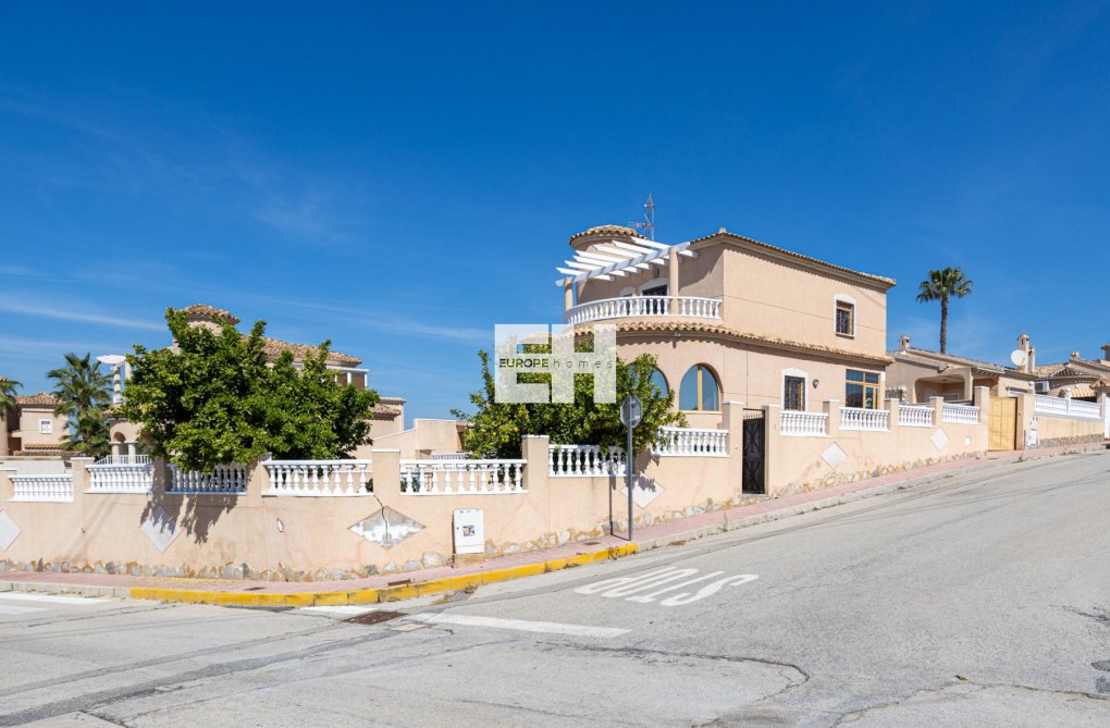 Segunda mano - villa - Benijofar - Costa Blanca