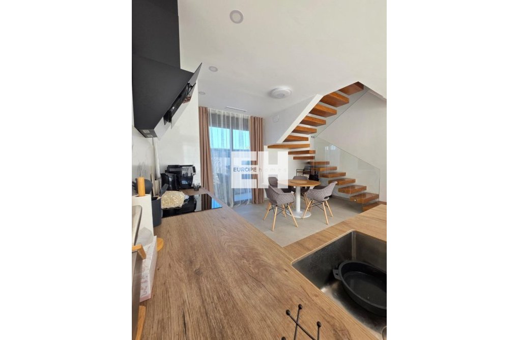 Segunda mano - villa - Benijofar