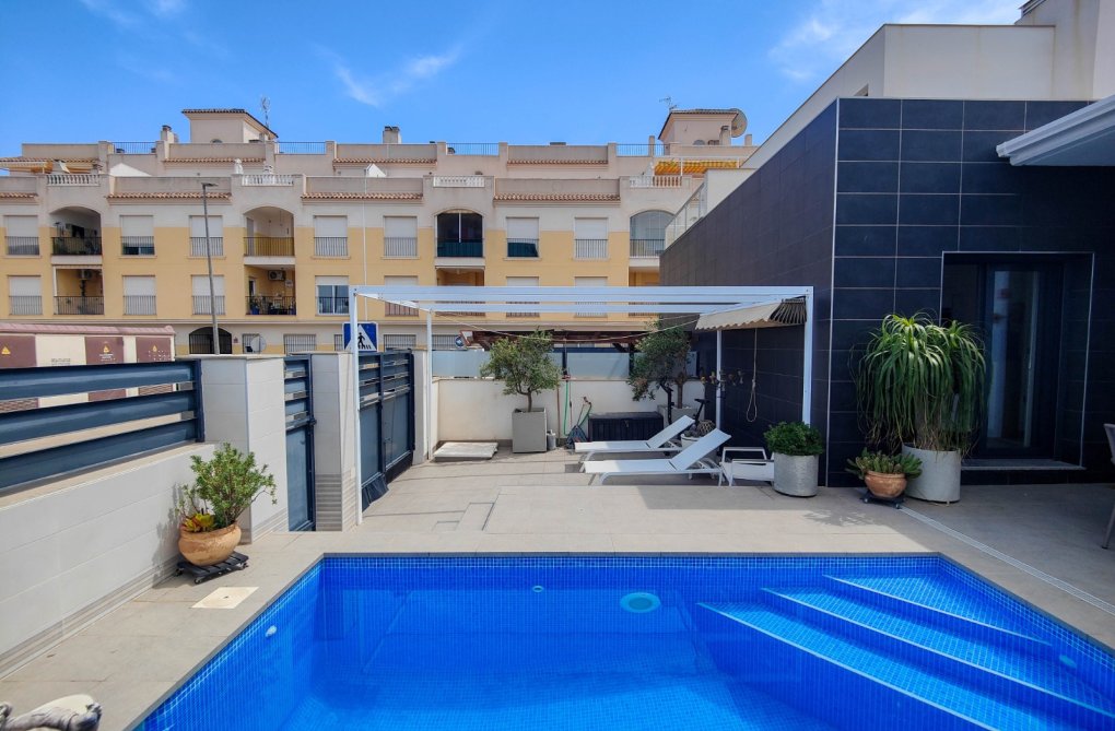 Segunda mano - villa - Formentera del Segura - Costa Blanca