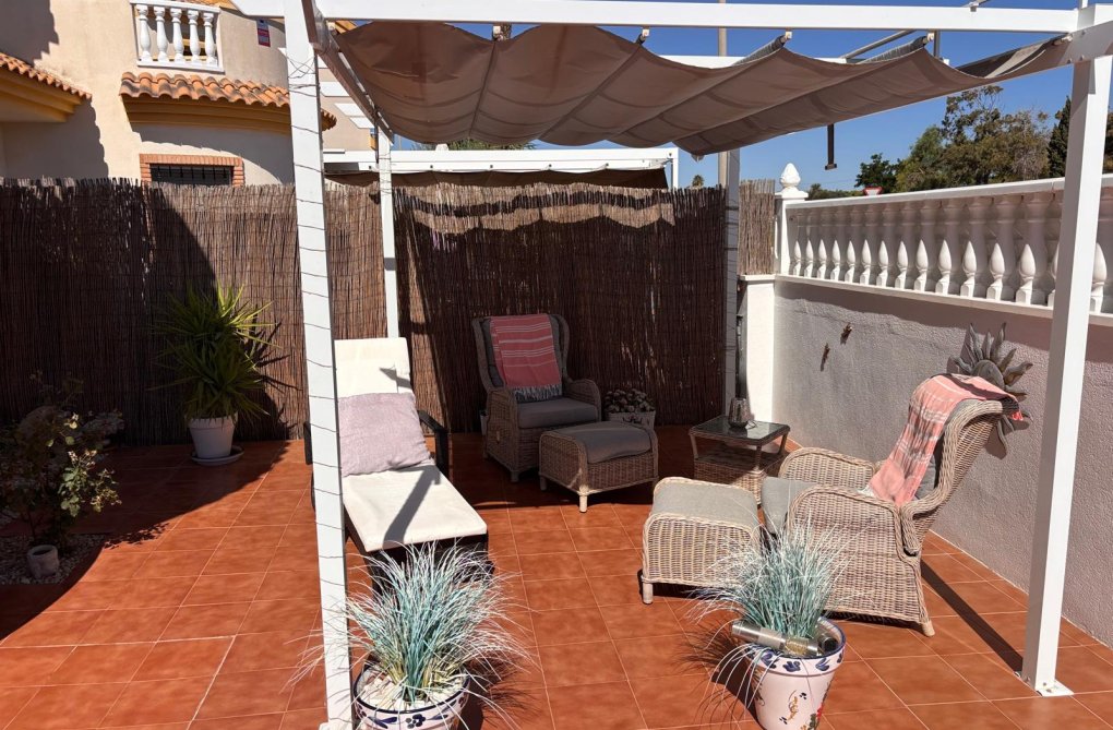 Segunda mano - villa - Guardamar del Segura - Costa Blanca