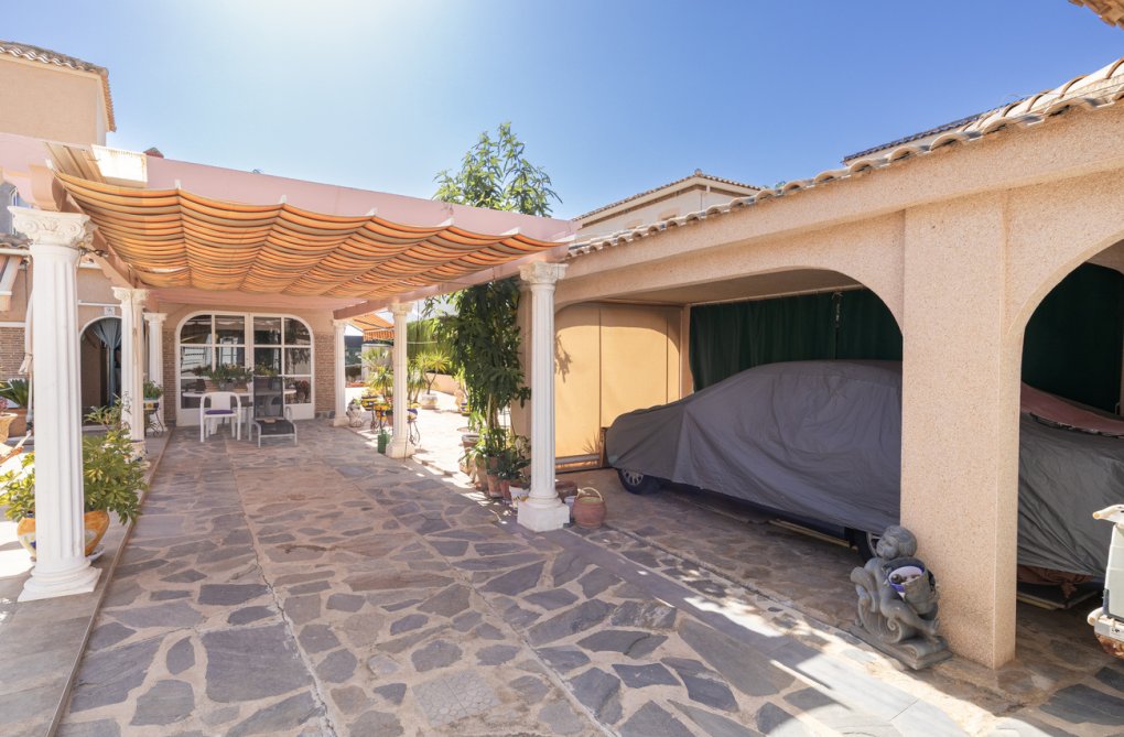Segunda mano - villa - La Regia - Costa Blanca