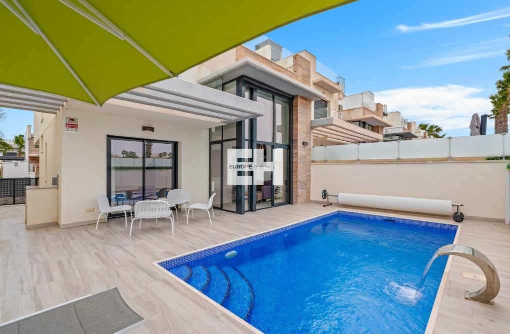 Segunda mano - villa - Orihuela Costa - Cabo Roig