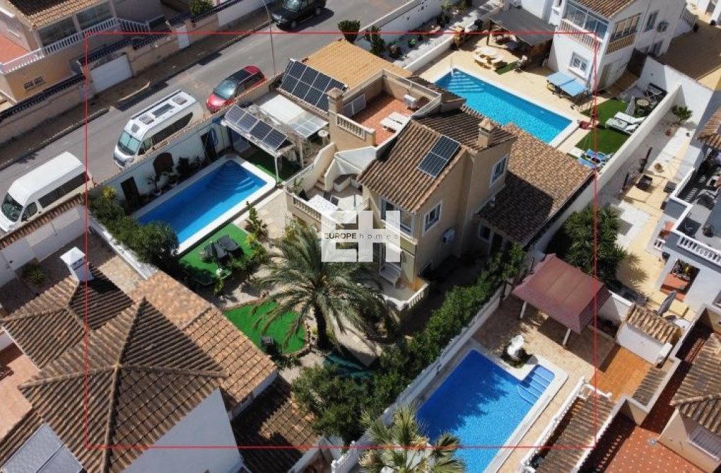 Segunda mano - villa - Orihuela Costa - Costa Blanca