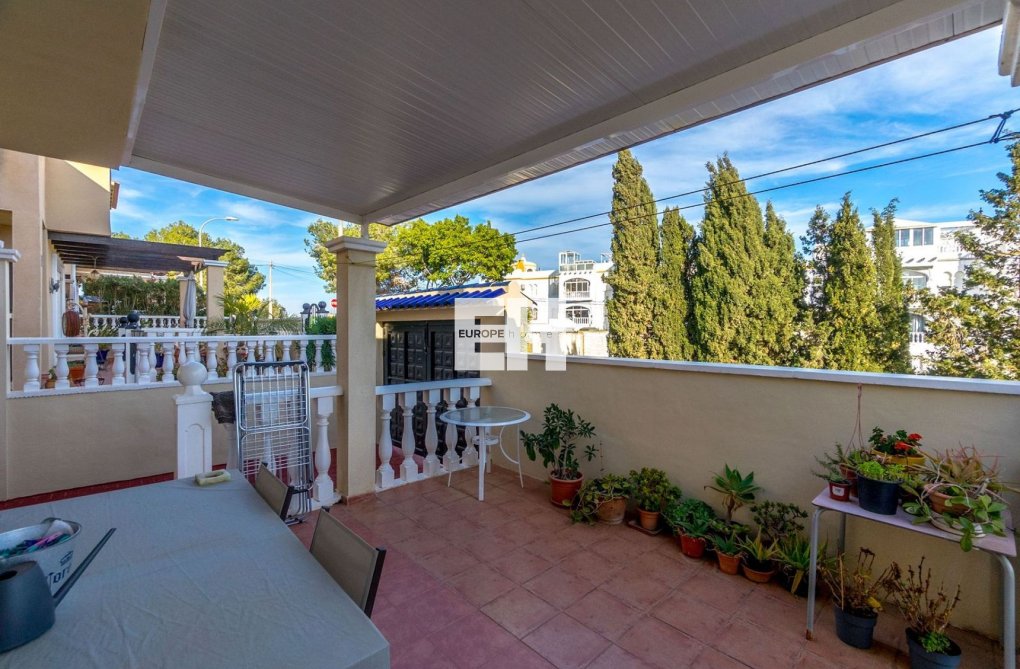 Segunda mano - villa - Orihuela Costa - Costa Blanca