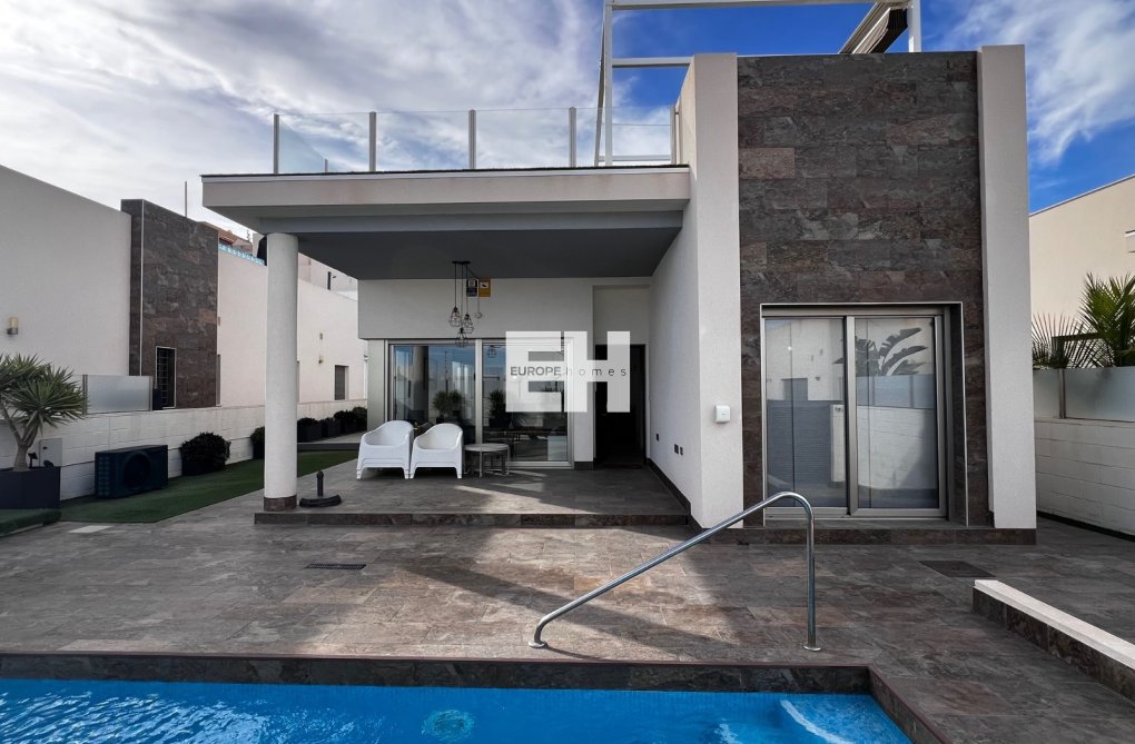 Segunda mano - villa - Orihuela Costa - Costa Blanca
