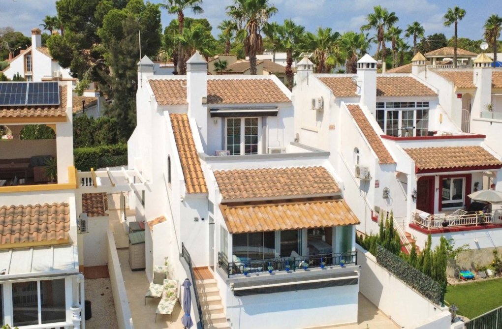 Segunda mano - villa - Orihuela Costa - Costa Blanca