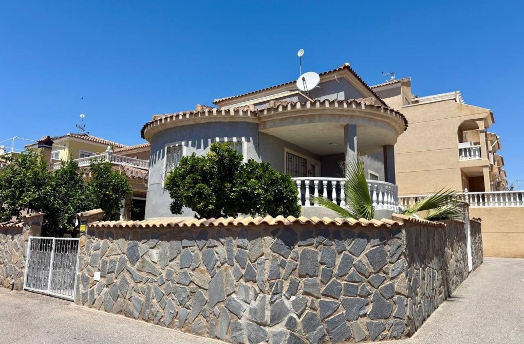 Segunda mano - villa - Orihuela Costa - Playa Flamenca