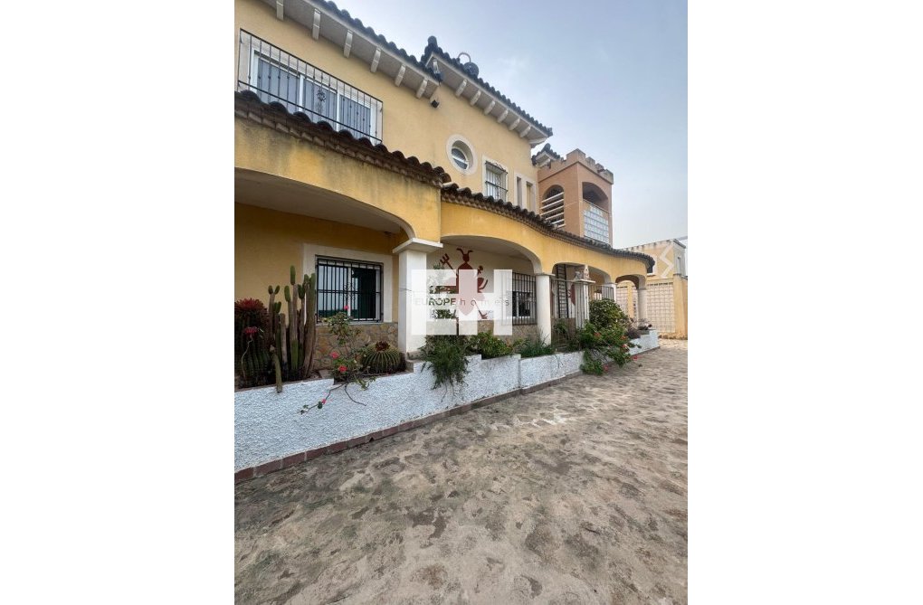 Segunda mano - villa - Orihuela - La Campaneta