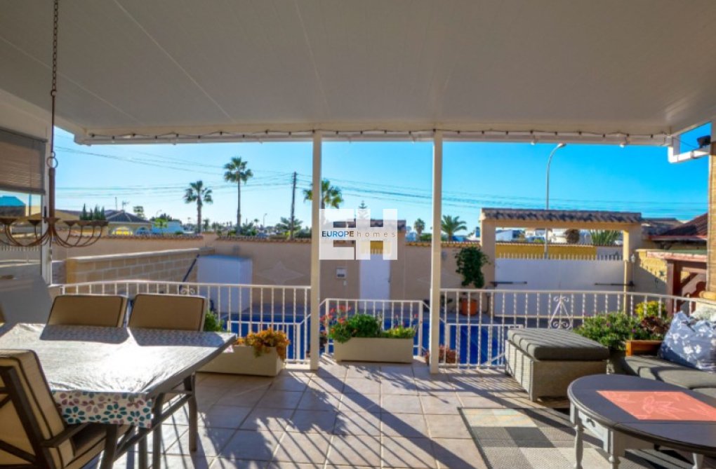 Segunda mano - villa - Torrevieja - Costa Blanca