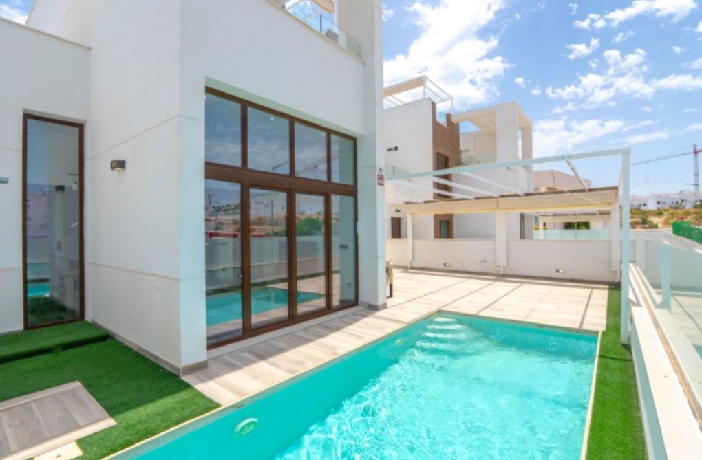 Segunda mano - villa - Torrevieja - Costa Blanca