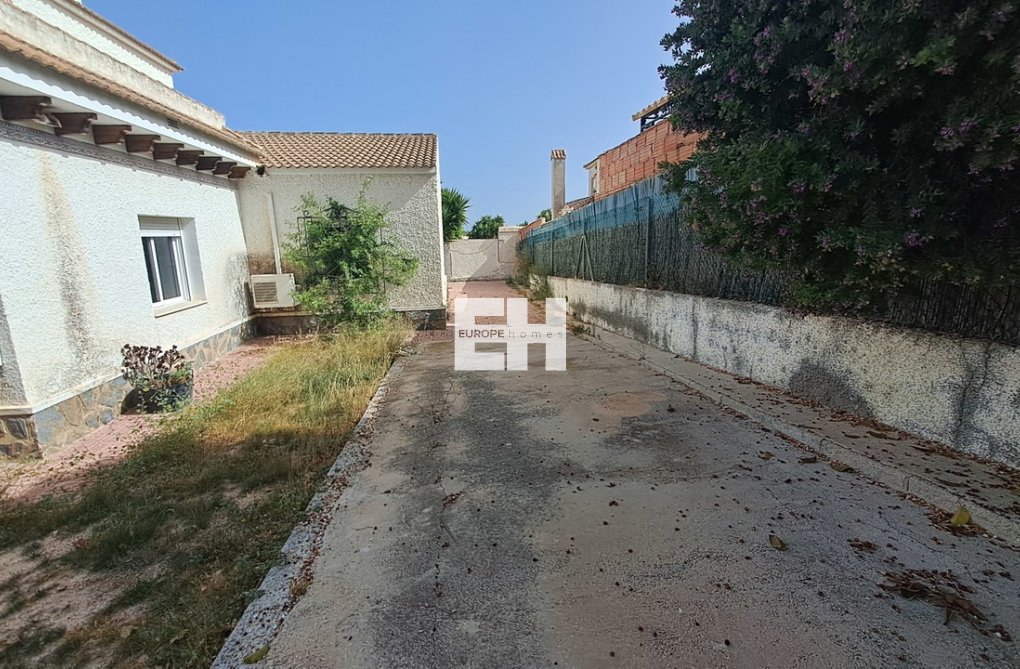 Segunda mano - villa - Villamartin - Costa Blanca