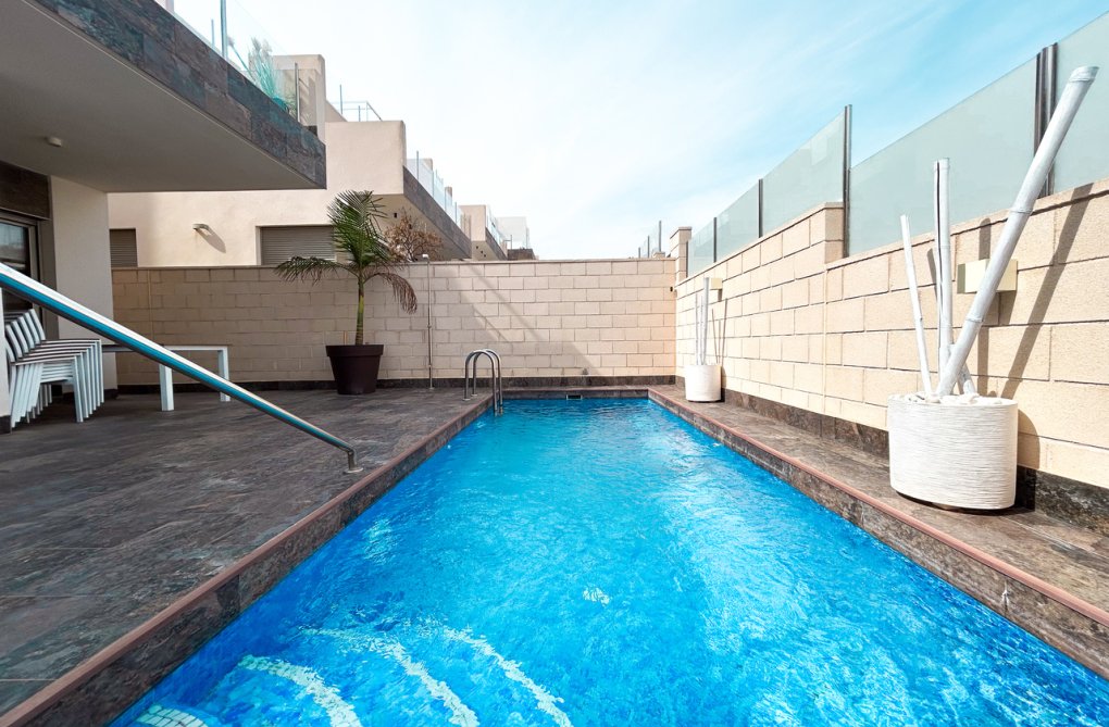 Segunda mano - villa - Villamartin - Costa Blanca