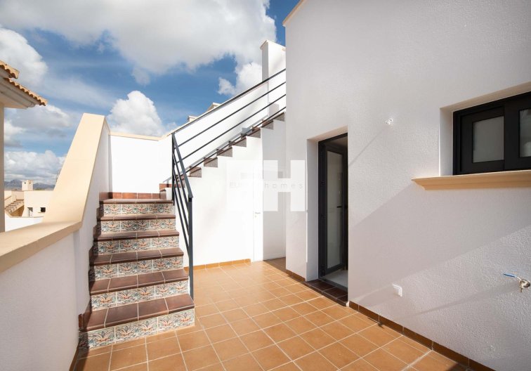 Top floor bungalow - New Build - Cox - San Fernando