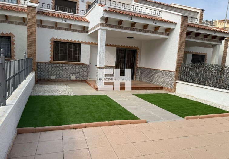 town house - Herverkoop - San Miguel de Salinas - Ciudad De Las Comunicaciones