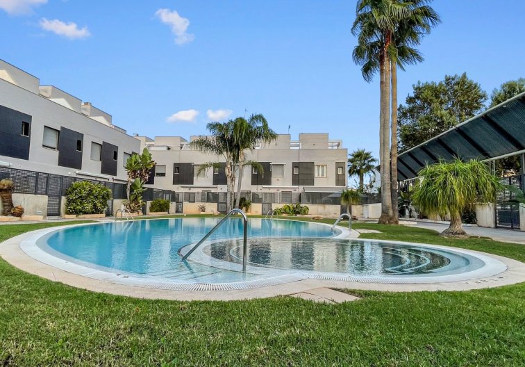 town house - Resale - Pilar de la Horadada - Costa Blanca
