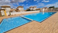 town house - Resale - Torrevieja - EH-37021