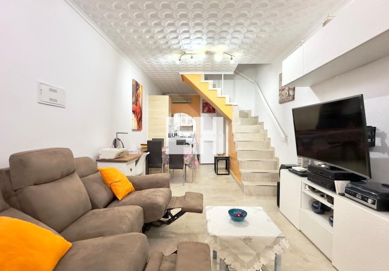 town house - Resale - Torrevieja - La Siesta - El Salado - Torreta