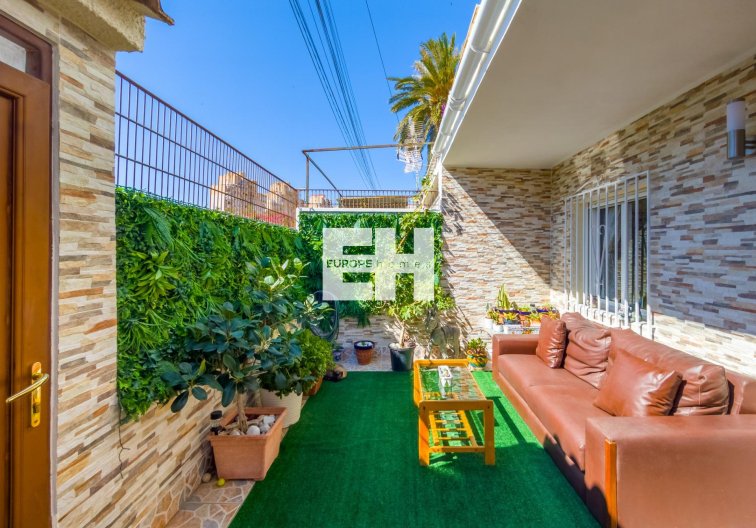 town house - Segunda mano - Torrevieja - Nueva Torrevieja