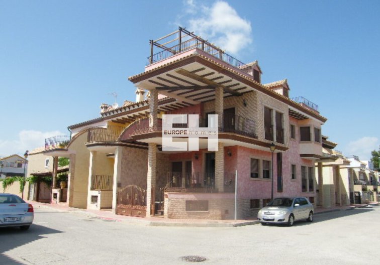 town house - Wiederverkauf - Daya Nueva - Costa Blanca