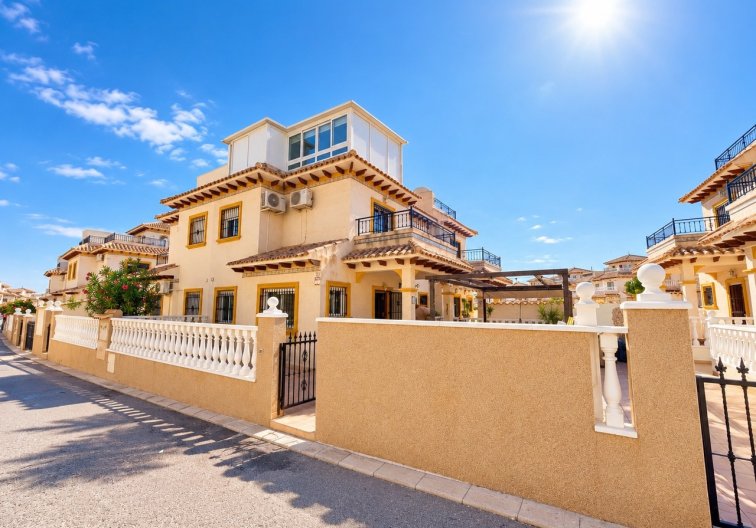 town house - Wiederverkauf - La Zenia - Costa Blanca