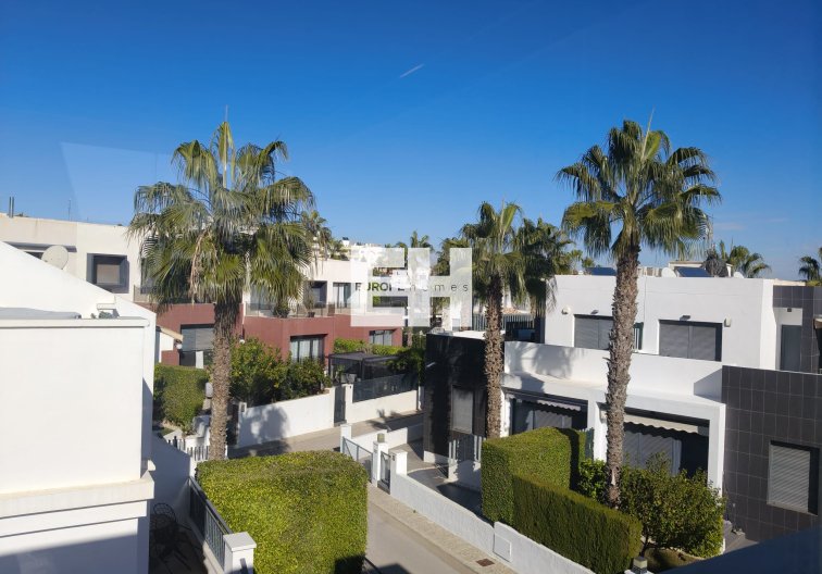 town house - Wiederverkauf - Orihuela Costa - Costa Blanca
