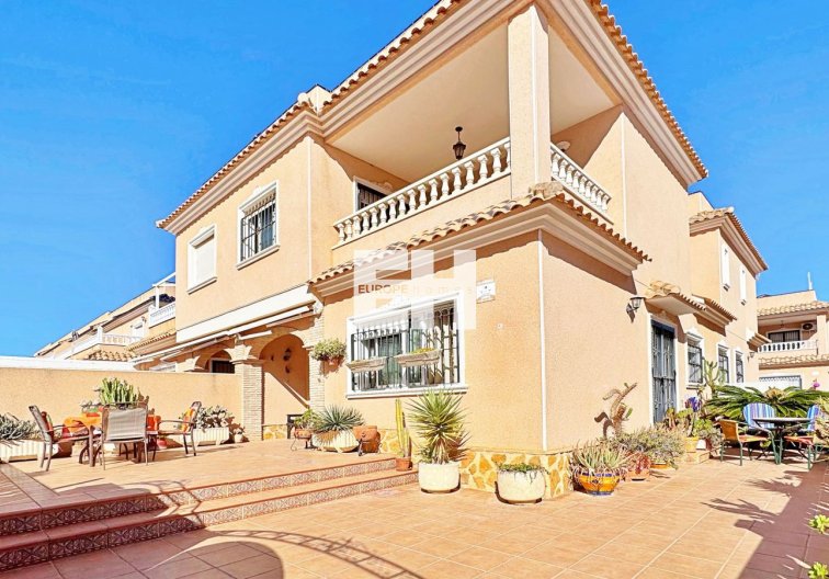 town house - Wiederverkauf - Orihuela Costa - Costa Blanca