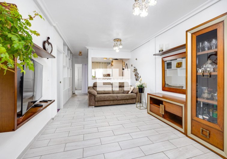 town house - Wiederverkauf - Torrevieja - Calas Blanca