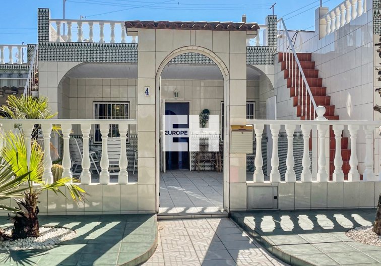 town house - Wiederverkauf - Torrevieja - Costa Blanca