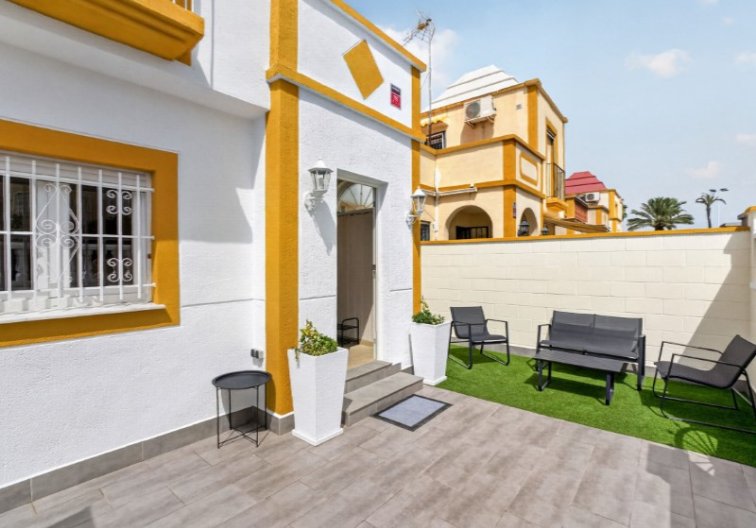 town house - Wiederverkauf - Torrevieja - Costa Blanca