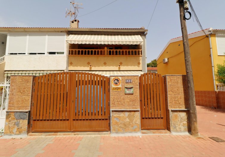 town house - Wiederverkauf - Torrevieja - Playa de los Naúfragos