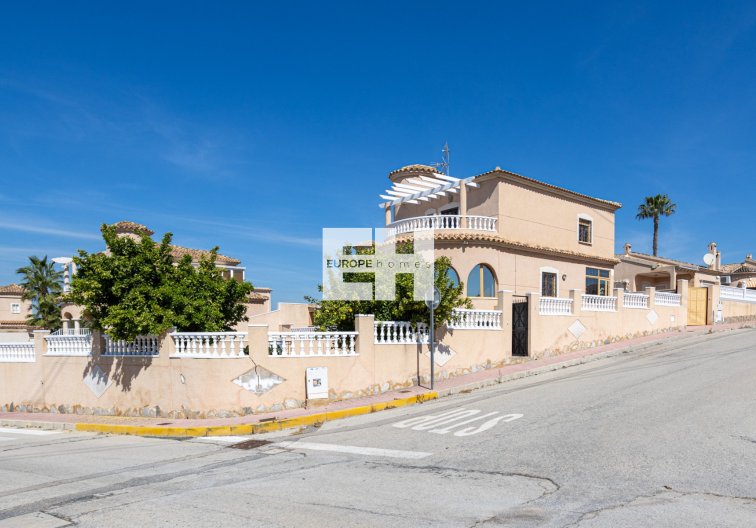 villa - Herverkoop - Benijofar - Costa Blanca