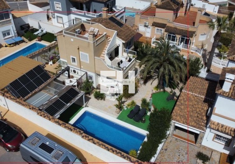 villa - Herverkoop - Orihuela Costa - Costa Blanca