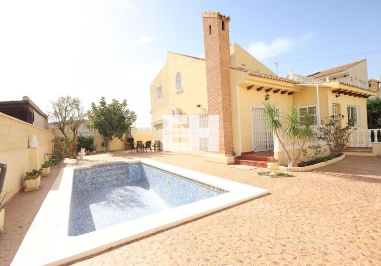 villa - Herverkoop - Orihuela Costa - Costa Blanca