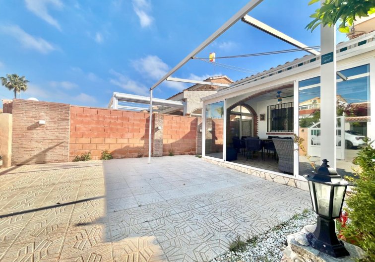 villa - Herverkoop - Orihuela Costa - Los Almendros-la Florida