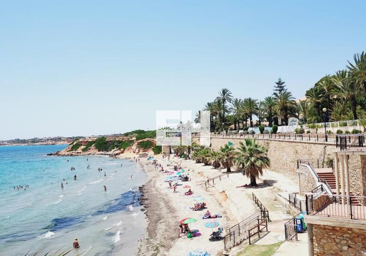 villa - Herverkoop - Orihuela Costa - Punta Prima