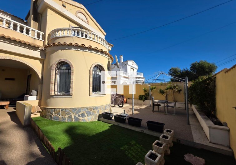 villa - Herverkoop - Orihuela Costa - Villamartín-las Filipinas