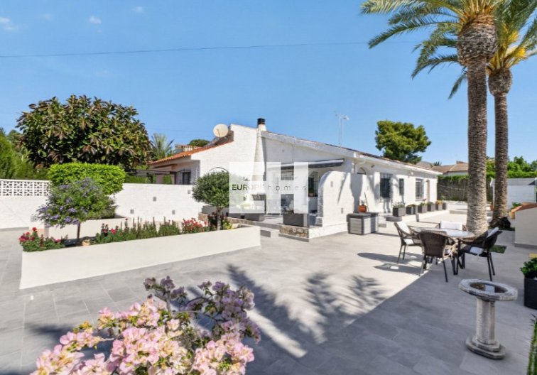 villa - Herverkoop - Torrevieja - Costa Blanca